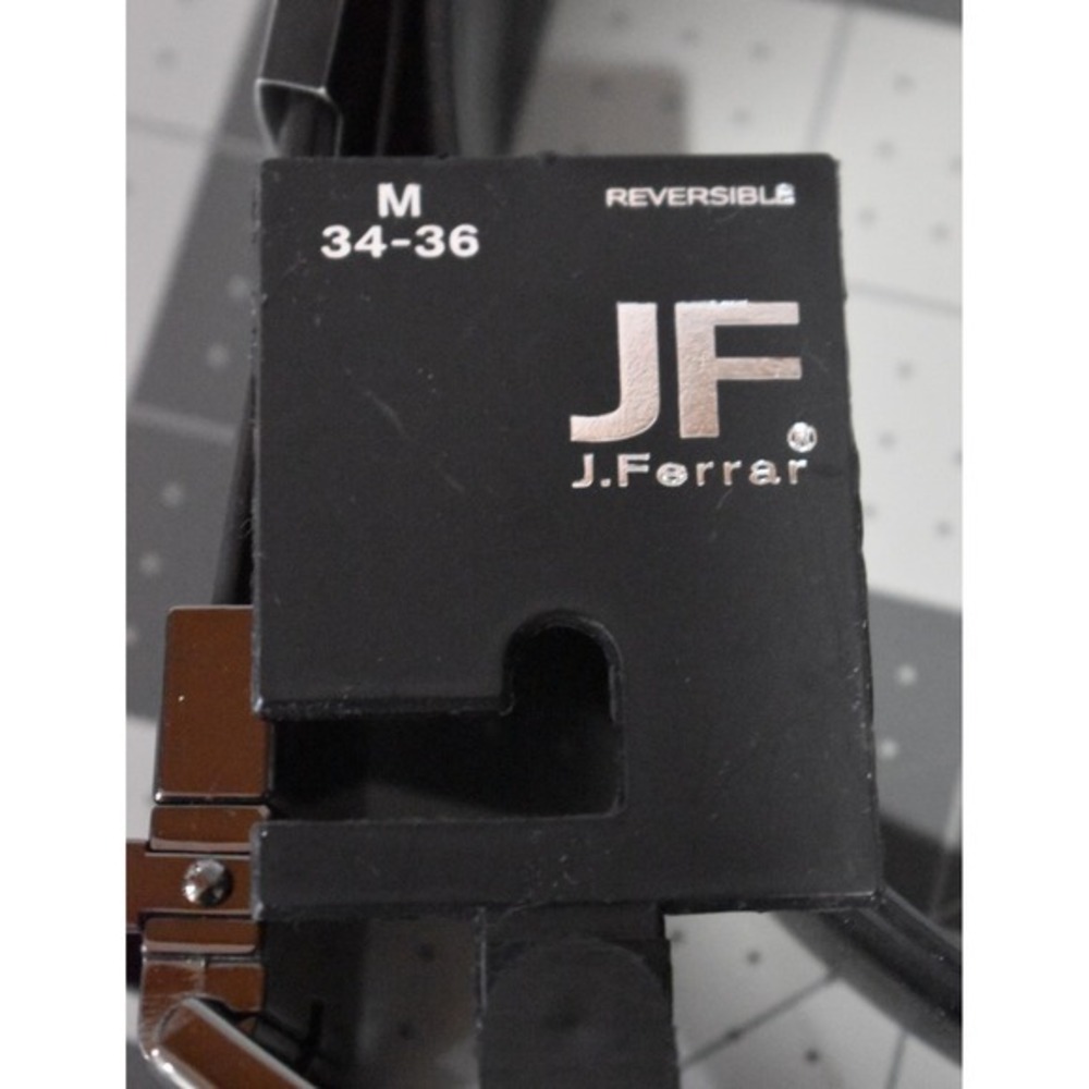 J.Ferrar Mens Reversible Belt Black Grey Stretch Comfort Size M 34-36‎ NEW w/tag